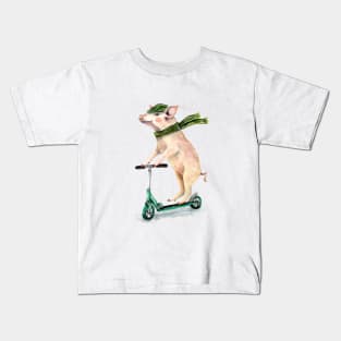 Piggy on a scooter Kids T-Shirt